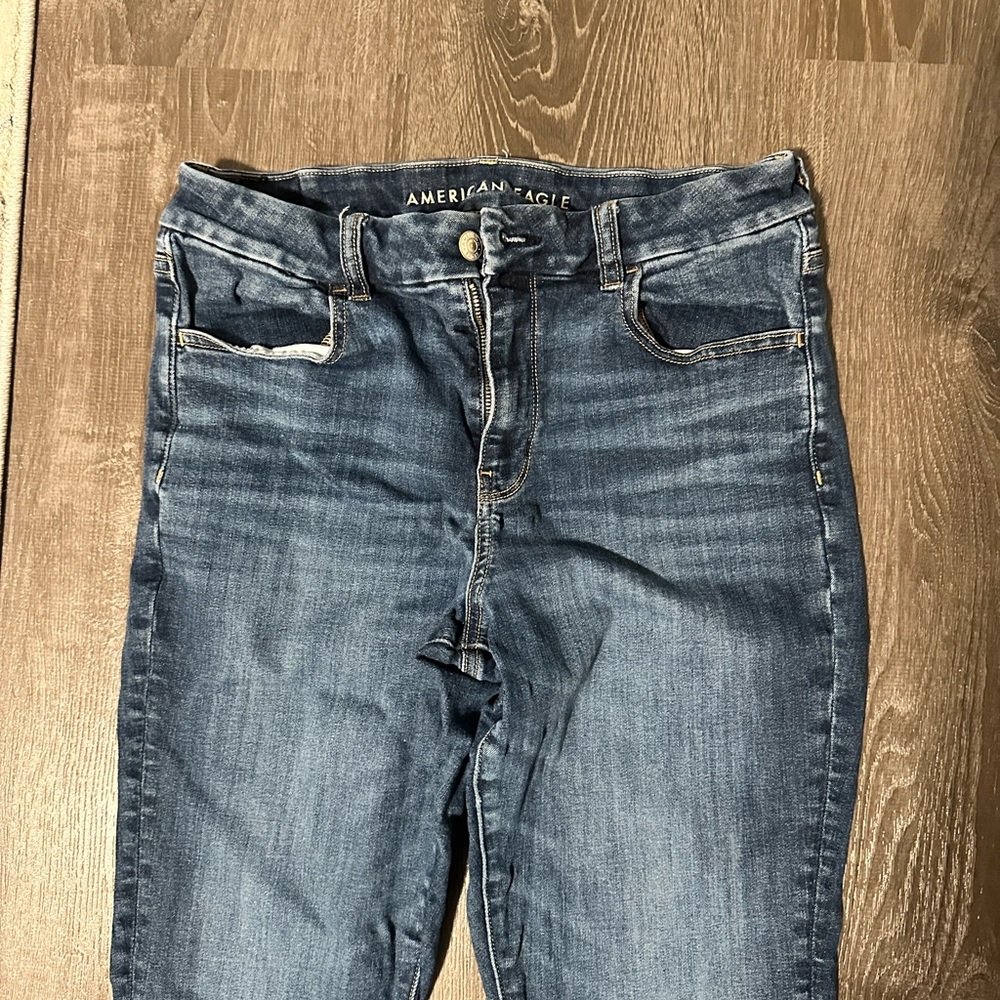 American Eagle Next Level Stretch Curvy Jegging - Picture 2 of 5